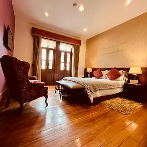 Hotel Pepe's House &