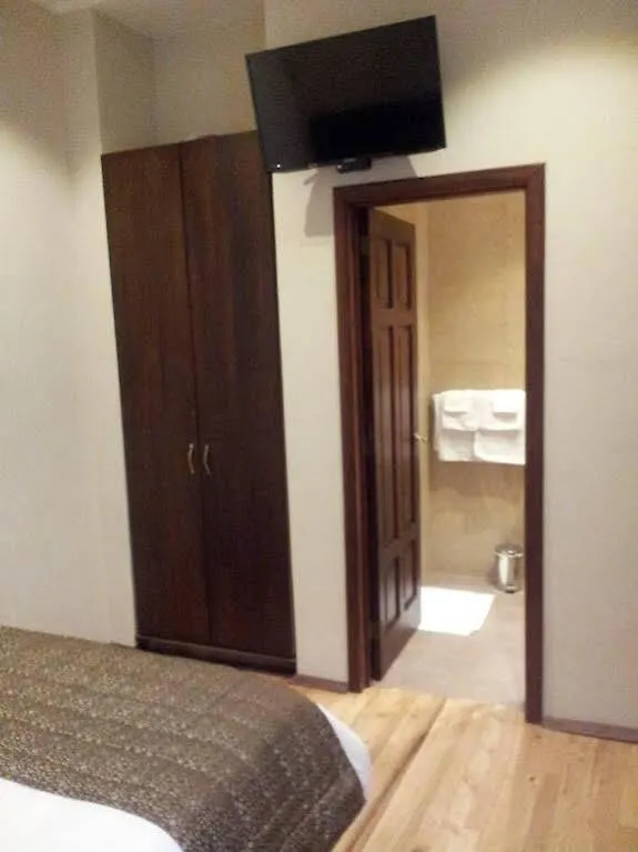 Santa Lucia House - Forum Куэнка Отель